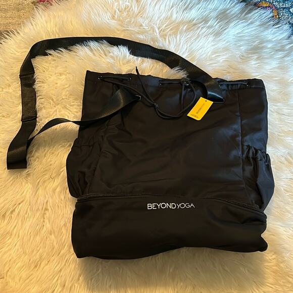 NWT Beyond Yoga Backpack/Bag main image 7